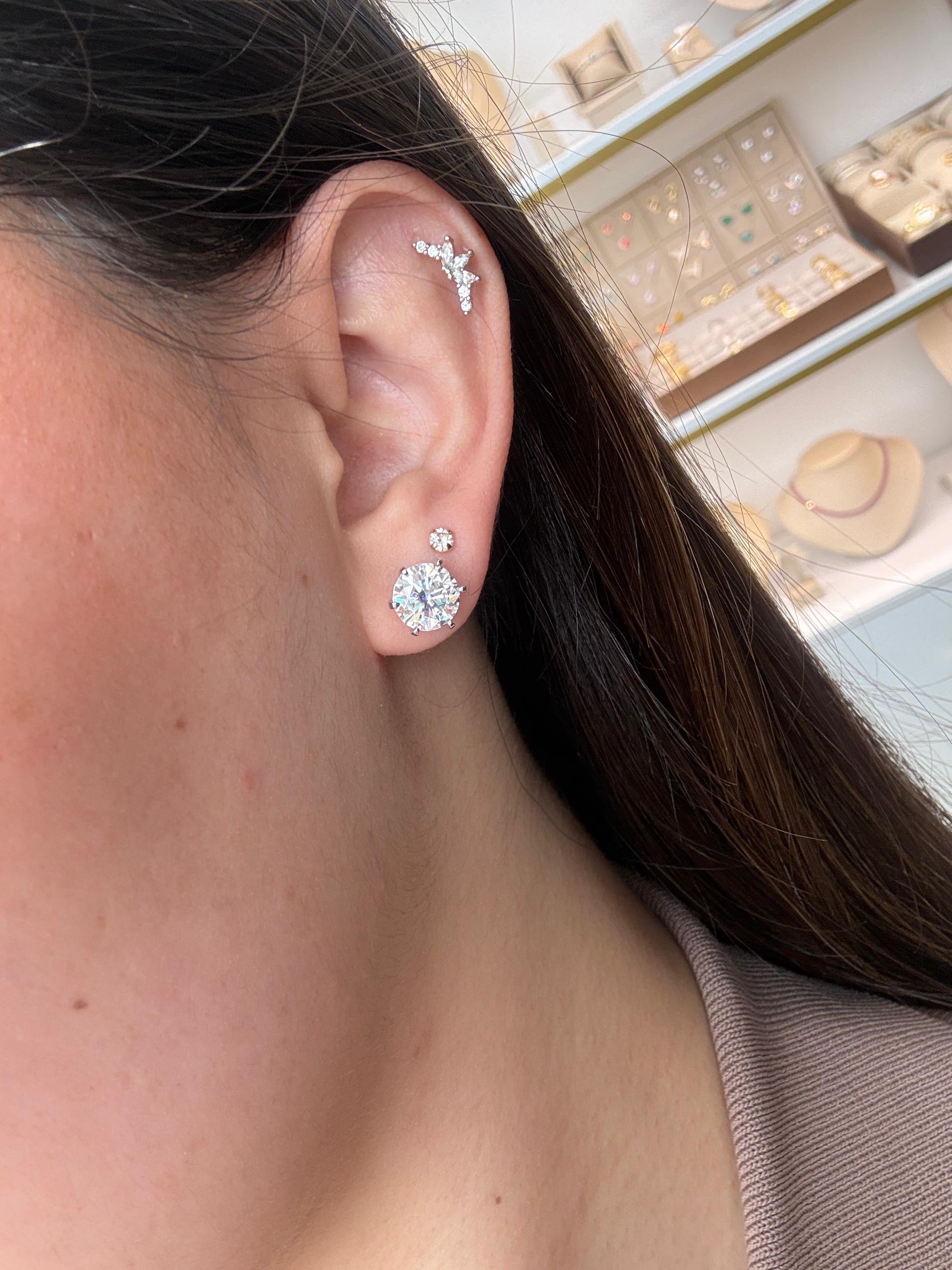 8mm Solitaire Stud Earring