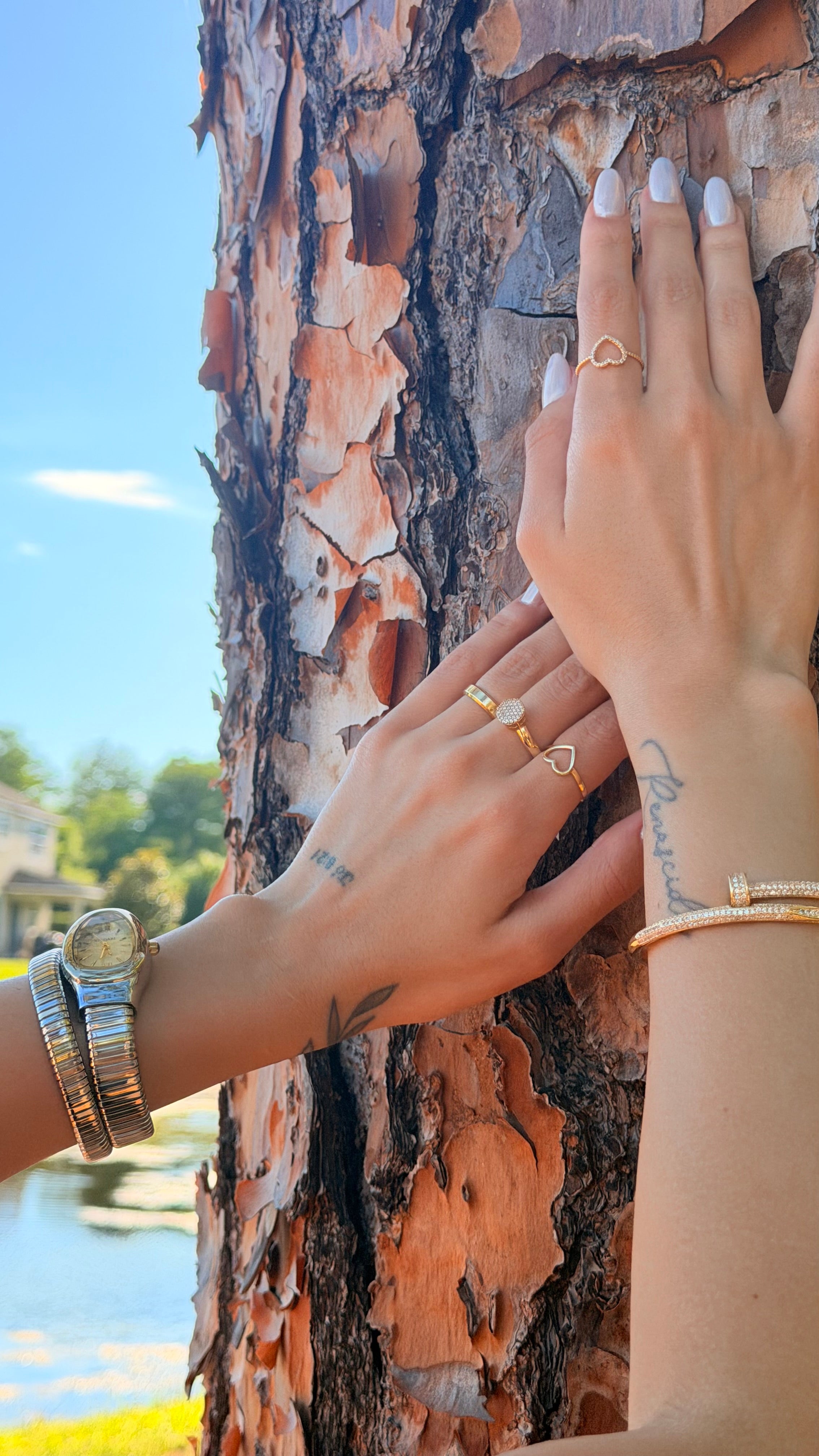 18k gold heart ring